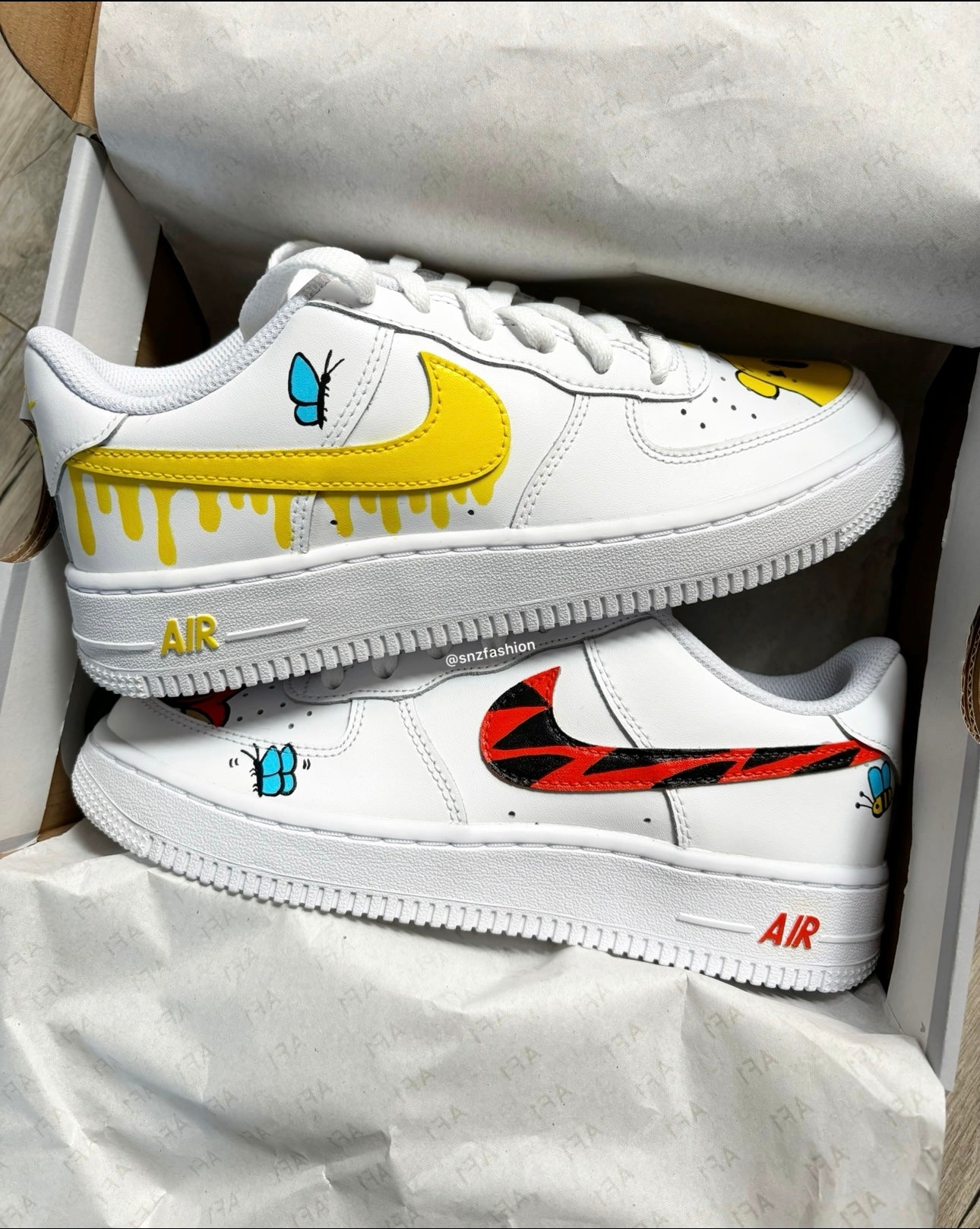 P00H BEAR x TIGGER DESIGN NIKE AIR FORCE 1'S
