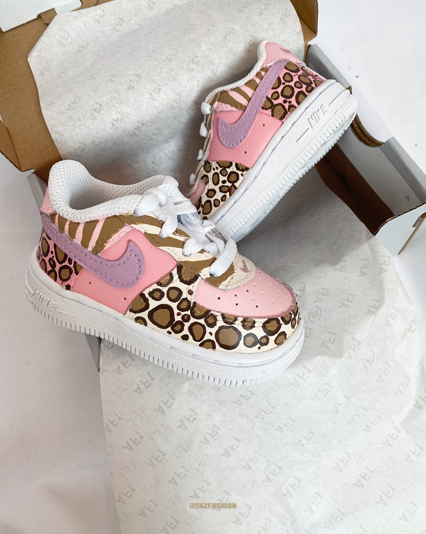 PINK ANIMAL BABY/KIDS NIKE AIR FORCE 1