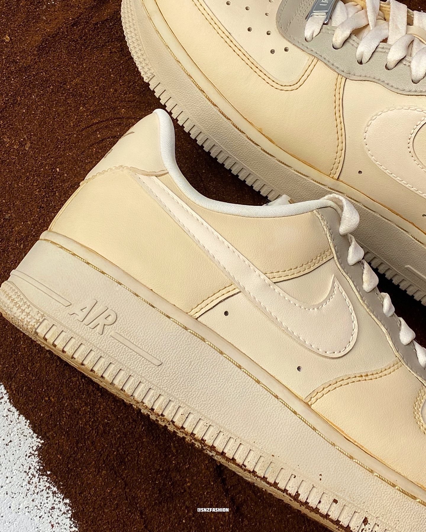 LATTE COFFEE DIP NIKE AIR FORCE 1