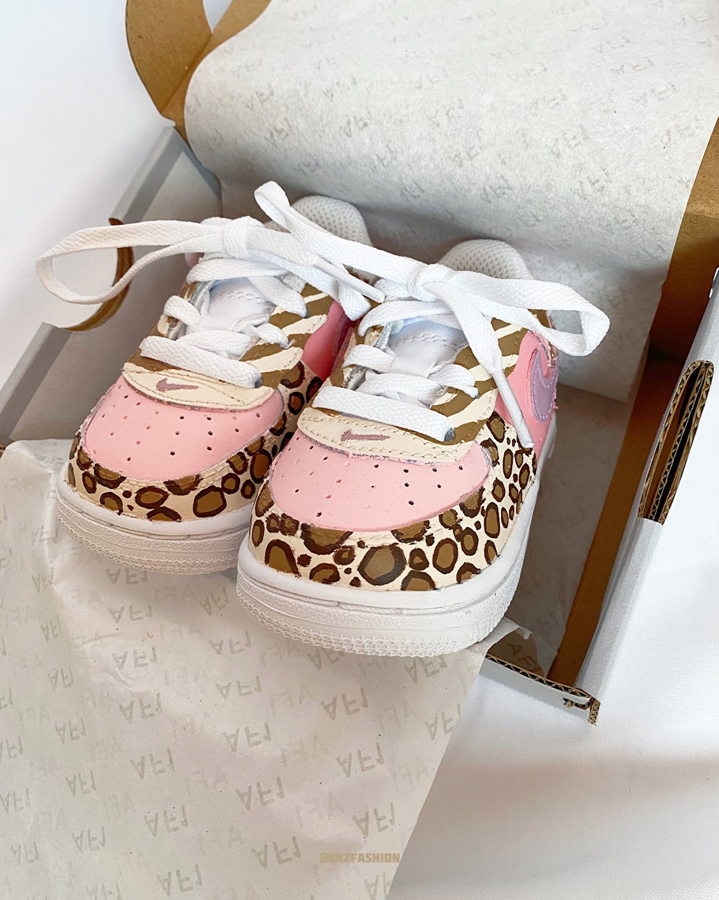 PINK ANIMAL BABY/KIDS NIKE AIR FORCE 1