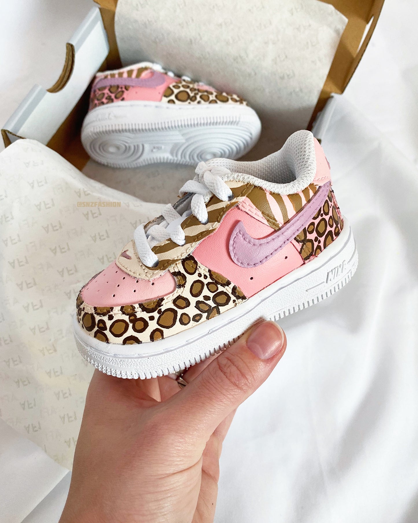 PINK ANIMAL BABY/KIDS NIKE AIR FORCE 1